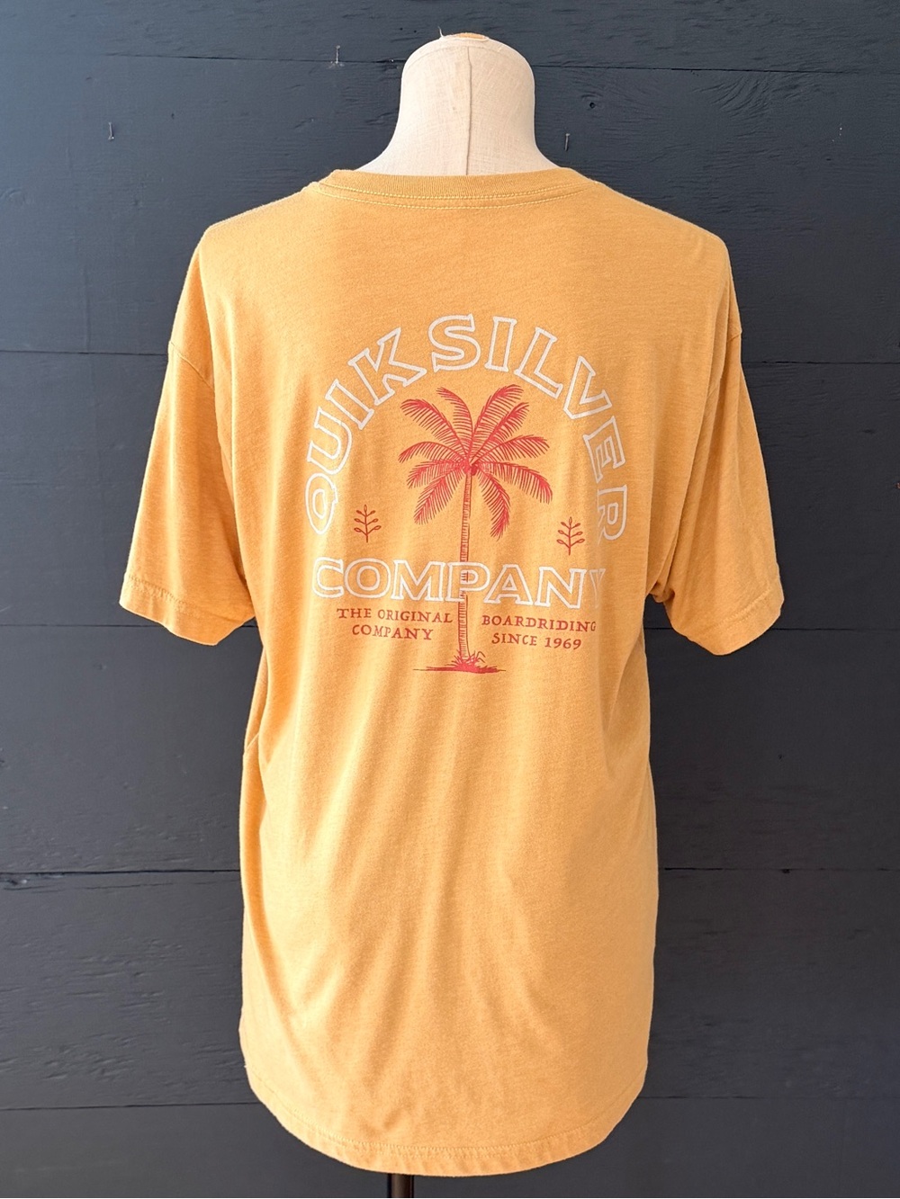 Quiksilver Palm Tree Graphic T-Shirt XL Mustard Yellow Short Sleeve